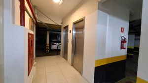 Image 31 - 923645