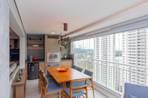 Image 13 - 923648