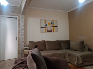 Image 4 - 923649