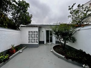 Image 45 - 923652