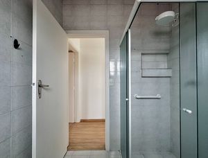 Image 34 - 923652