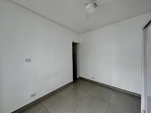Image 55 - 923652