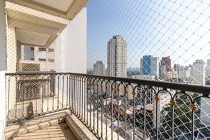 Image 30 - 923653
