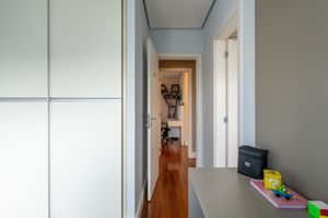 Image 32 - 923655