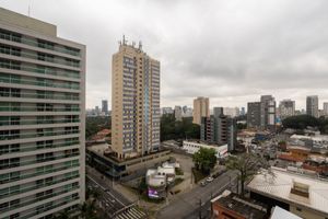 Image 6 - 923656