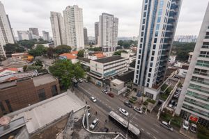 Image 9 - 923656