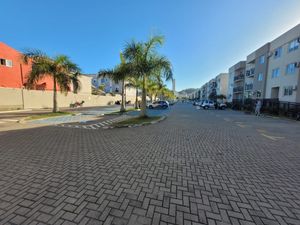 Image 30 - 923658