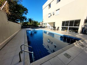 Image 16 - 923658