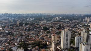 Image 13 - 923660