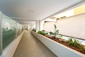 Image 34 - 923663