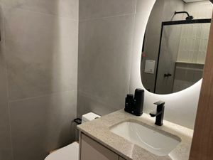 Image 4 - 923667