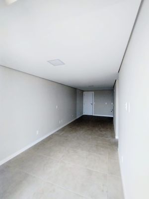 Image 7 - 923671