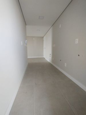 Image 21 - 923671