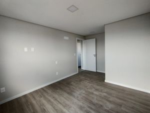 Image 4 - 923671