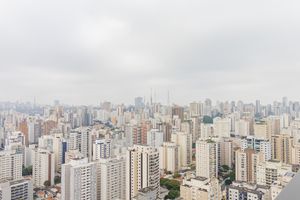 Image 29 - 923675