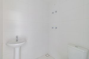 Image 31 - 923675