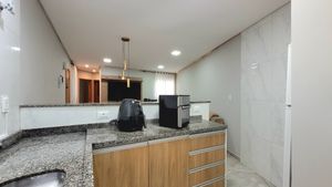 Image 9 - 923686