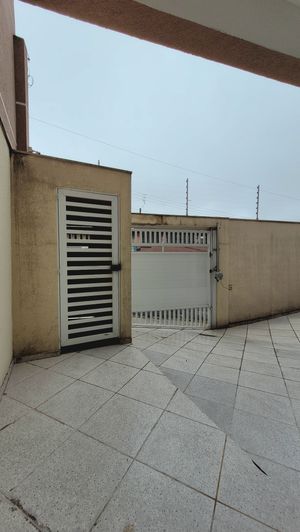 Image 32 - 923686