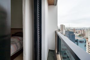 Image 22 - 923694