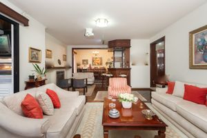 Image 9 - 923694
