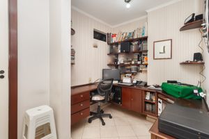 Image 30 - 923694