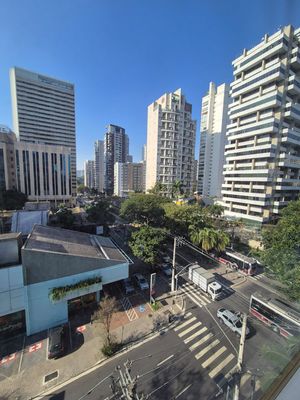 Image 4 - 923696