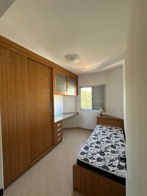 Image 13 - 923697