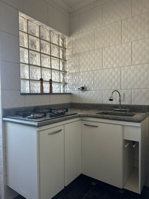 Image 18 - 923697