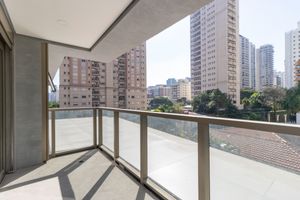 Image 24 - 923700