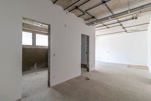 Image 22 - 923700