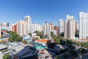 Image 6 - 923700