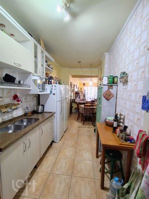 Image 3 - 923701