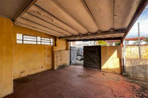 Image 5 - 923704
