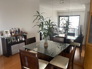 Image 4 - 923705