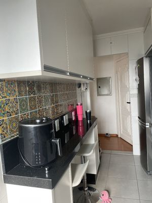 Image 19 - 923705