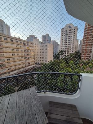Image 25 - 923706