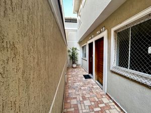 Image 25 - 923708
