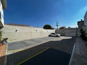 Image 29 - 923708
