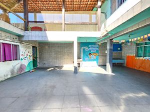 Image 17 - 923715