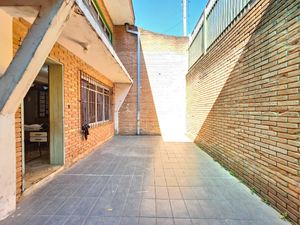Image 27 - 923715