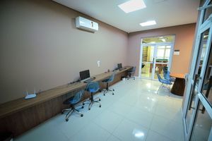 Image 11 - 923721