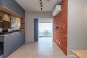Image 10 - 923722