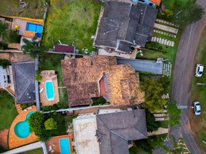 Image 42 - 923724