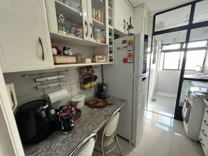 Image 12 - 923725