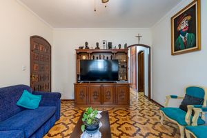 Image 17 - 923730