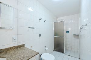 Image 11 - 923731
