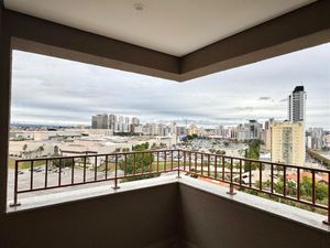 Image 4 - 923732
