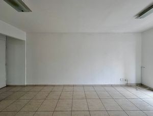 Image 3 - 923734