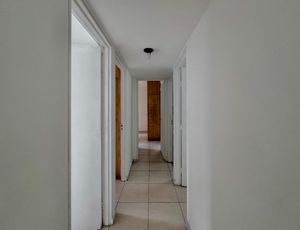 Image 15 - 923734