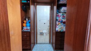 Image 11 - 923735